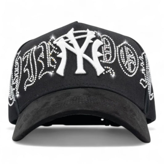 NEW YORK WHITE CRYSTALS "THIRTY ONE HATS"